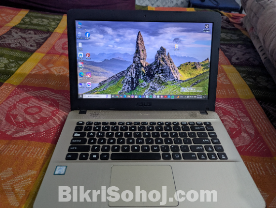ASUS Laptop